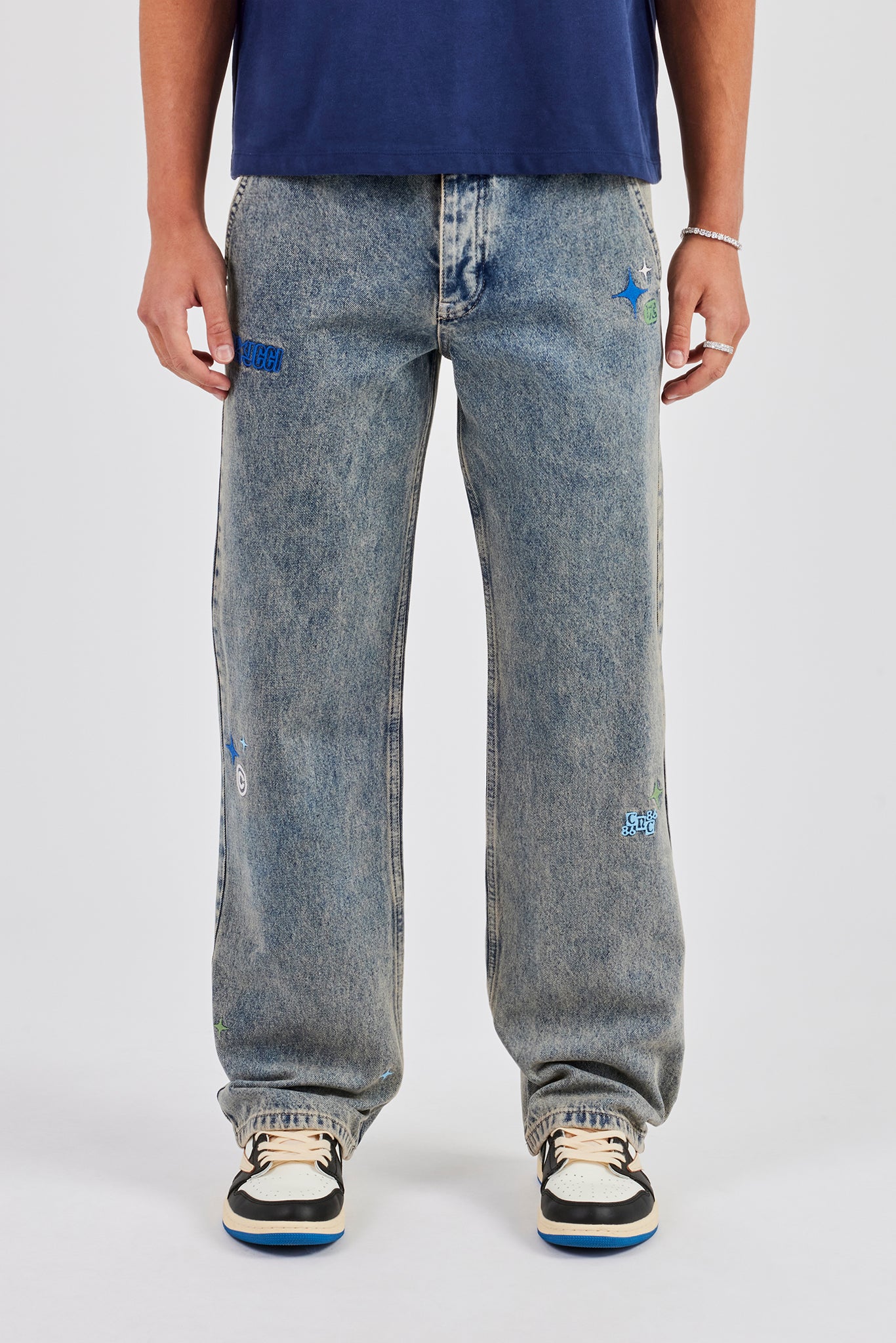 Embroidered Relaxed Jeans - Antique Wash